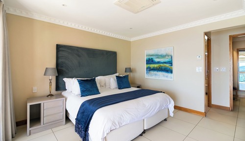 Ático ejecutivo, 1 cama de matrimonio grande, vistas a la laguna