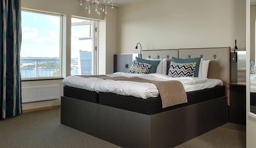 Junior Suite with Balcony