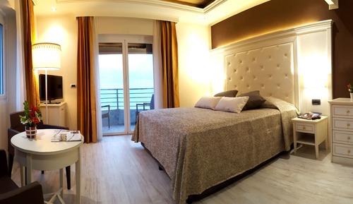 Suite junior, balcón, vistas al mar