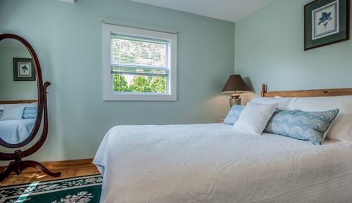 2 Bedroom Cottage, 1 King, 1 Queen, Sofa Bed