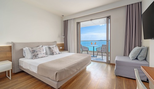 Penthouse Suite, Sea Front