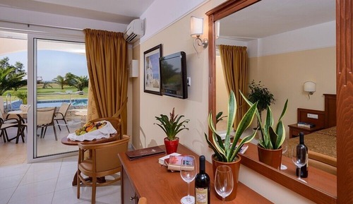 Habitación clásica con 2 camas individuales