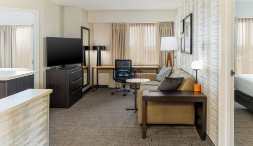 Suite, 1 cama doble (Hearing Accessible)