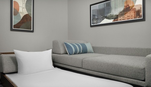Suite estudio, 1 cama de matrimonio grande (Hearing Accessible)