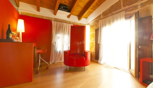 Habitación Deluxe (Botticelli – Kavafis)