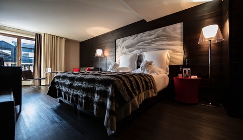 Habitación superior con 1 cama doble o 2 individuales