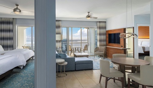 Suite, 2 habitaciones, no fumadores, vistas al puerto deportivo (Balcony)