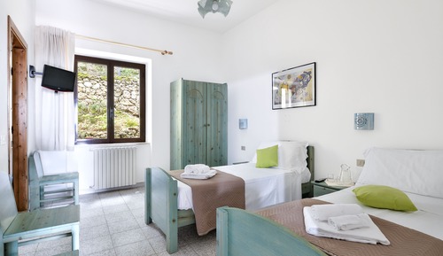 Habitación cuádruple básica
