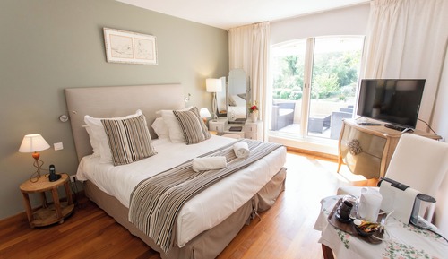 Habitación doble superior, 1 cama de matrimonio, balcón, vistas al jardín