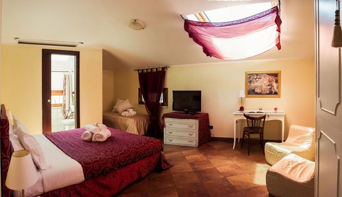Habitación triple Deluxe