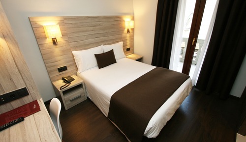Habitación económica doble, 1 cama doble