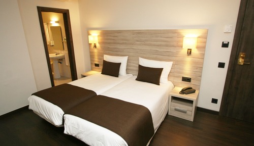 Habitación con 1 cama doble o 2 individuales