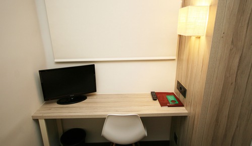 Habitación individual, sin ventanas (Interior)