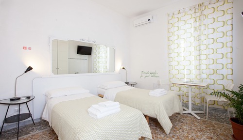 Habitación con 1 cama doble o 2 individuales