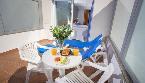 Habitación cuádruple (3 adults, 1 child)