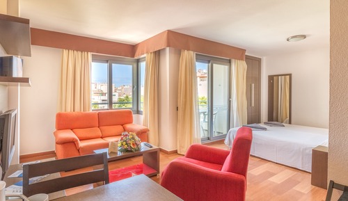 Habitación doble (2 adultos y 1 niño)