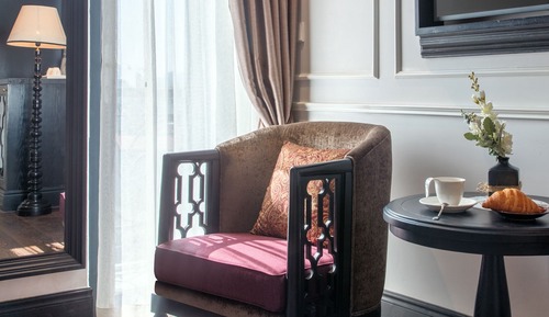 Suite junior, balcón