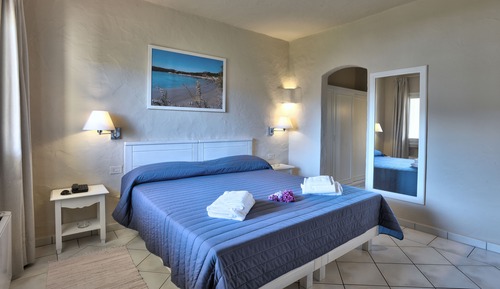 Habitación clásica con 1 cama doble o 2 individuales