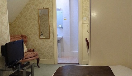 Habitación individual, baño privado
