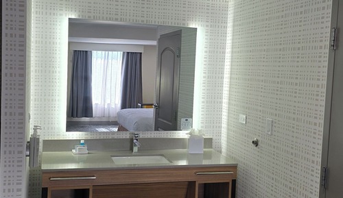 Estudio, 1 cama de matrimonio grande, no fumadores (Mobility & Hearing, Bathtub)