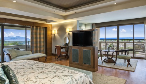 Suite presidencial, varias camas, vistas al mar