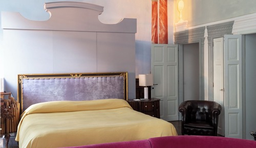Suite (Dali)