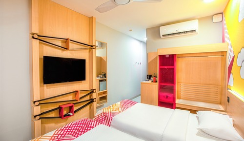 Habitación de lujo con 2 camas individuales