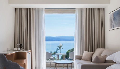 Habitación Premium con 1 cama doble o 2 individuales, balcón, vistas al mar