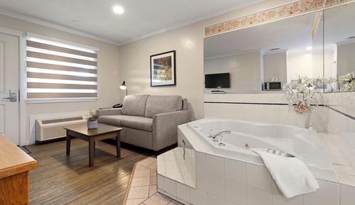 Habitación, bañera de hidromasaje
