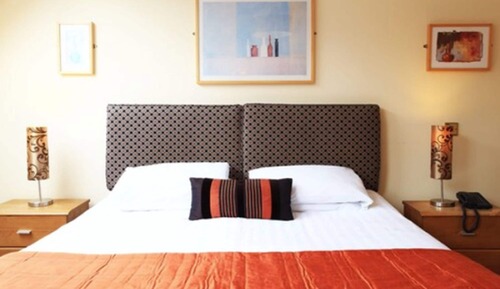 Habitación con 1 cama doble o 2 individuales