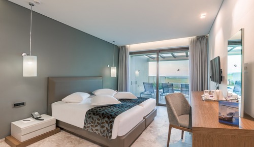 Presidential Maisonette Sea Front with Private Pool
