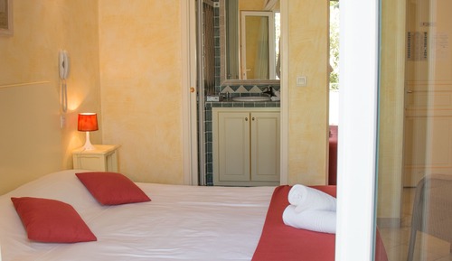 Habitación doble, 1 cama de matrimonio, terraza, vistas al jardín