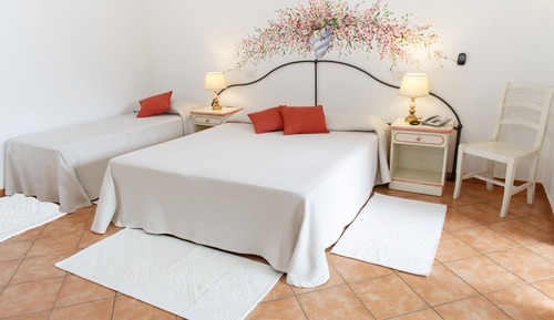 Habitación triple clásica
