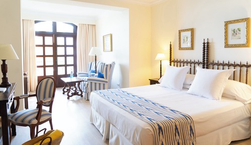 Suite junior, balcón