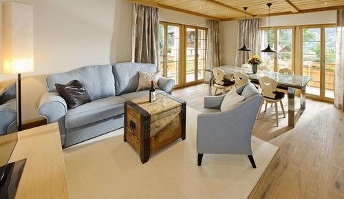Suite Deluxe (Partial View)