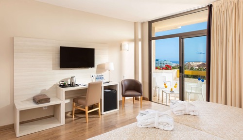 Habitación superior (3 adults)