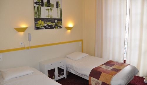 Habitación estándar con 2 camas individuales