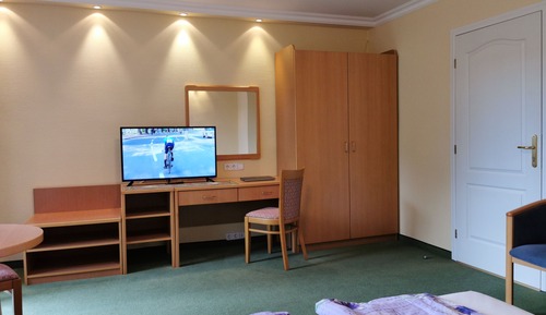 Apartamento Deluxe, balcón, vistas al jardín (for 3 people with air conditioning)