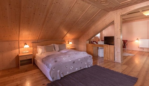 Habitación familiar, balcón, vistas a la montaña (Nr. 4)
