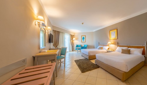 Habitación estándar, vistas parciales al mar