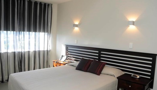 Suite ejecutiva, vistas al río