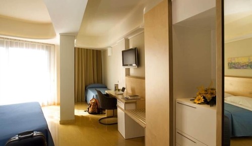 Habitación triple Deluxe, vistas al mar