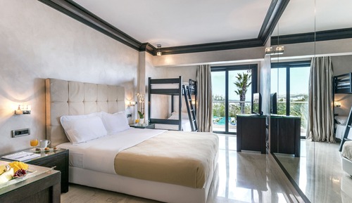 Habitación cuádruple, vistas al mar