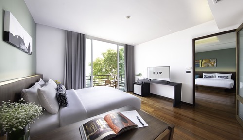 Suite ejecutiva, terraza, vistas al mar