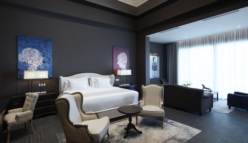 Suite presidencial, piscina privada