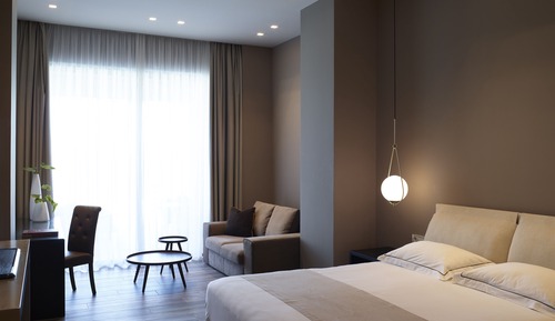 Suite junior, acceso a la piscina