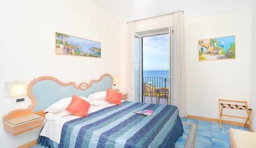 Habitación Deluxe doble, vistas al mar, planta ejecutiva