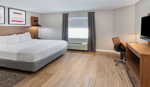 Suite, 1 cama de matrimonio grande, no fumadores (Mobility/Hearing, Battub w/Grab Bars)