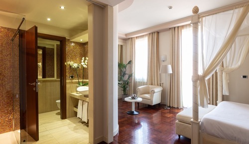 Suite familiar, 2 camas de matrimonio, balcón