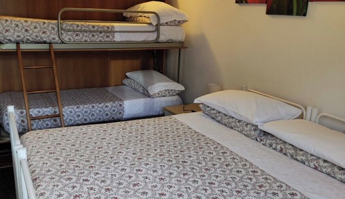 Habitación cuádruple básica